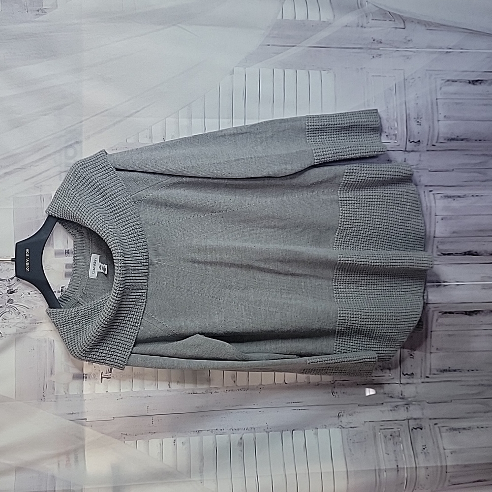 Calvin Klein over size sweater